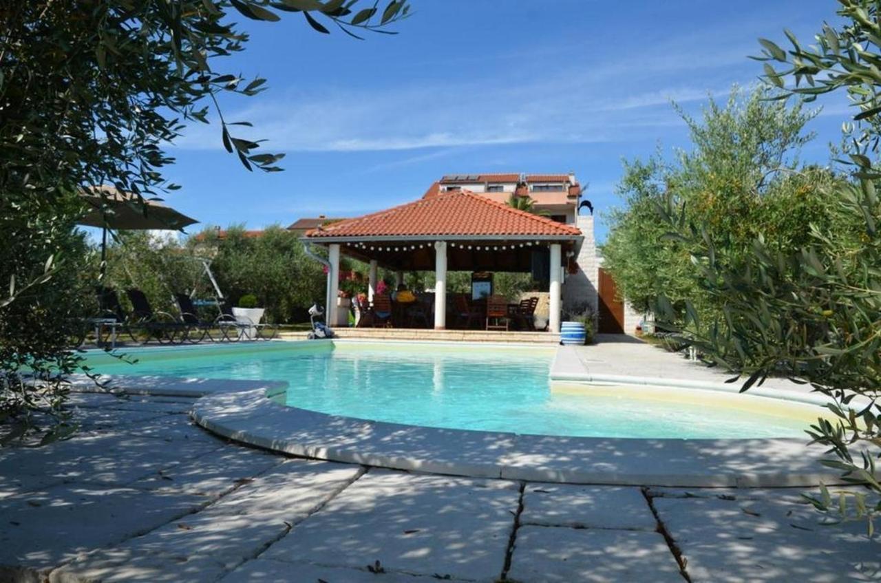 Family Friendly With A Swimming Pool Povljana, Pag - 244 * Povljana